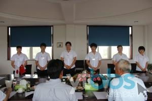 二十年老牌中介 辦理赴日、韓、新勞務留學，工種多、收費少、信譽佳